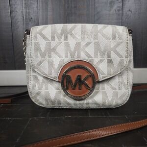 Michael Kors Signature Crossbody  Pebbled Handbag Leather Gold Chain‎ Handle